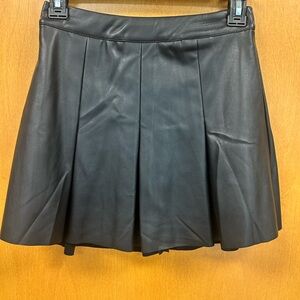 Forever 21  Black Faux Leather pleated Mini Skirt